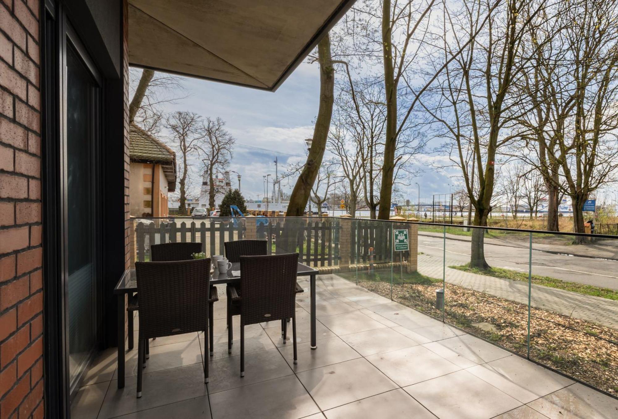 Modern Studio With Terrace And Parking In Swinoujscie By Noclegi Renters ภายนอก รูปภาพ